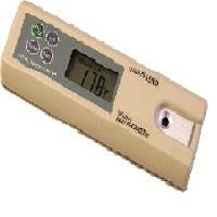 REFRACTOMETRÍA, TECNOLOGÍA NECESARIA DEBIDO A LAS VIGENTES NORMAS DE CALIDAD