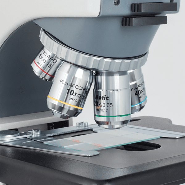 MICROSCOPIO TRINOCULAR SEXTUPLE MOTIC - 1100100401972 BA410